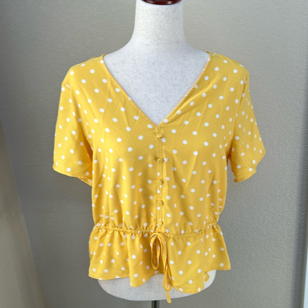 Yellow Polka Dot Button-Front Peplum Top